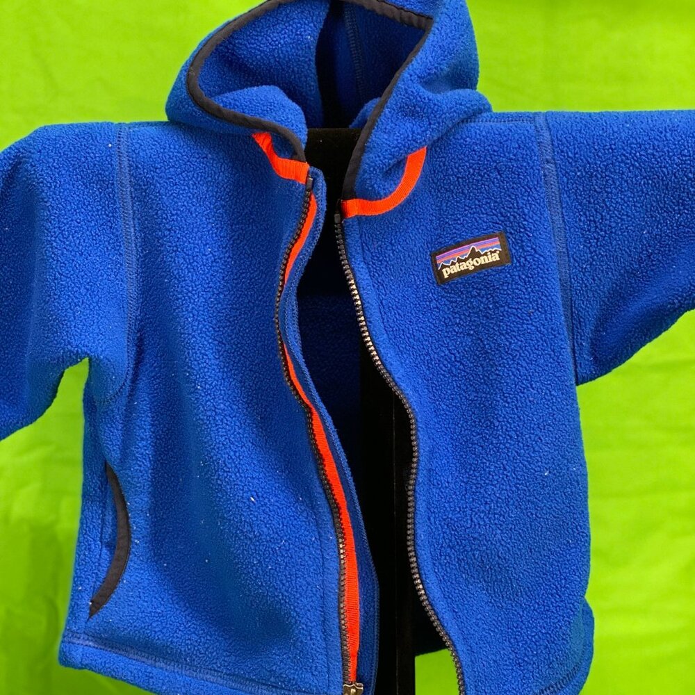 Toddler Patagonia Fleece with hood - used - still in great shape